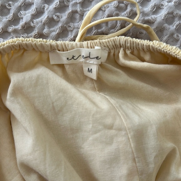 Open Back Mini Dress Pale Yellow - Picture 4 of 5